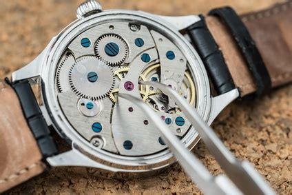 edelstahl uhr polieren
